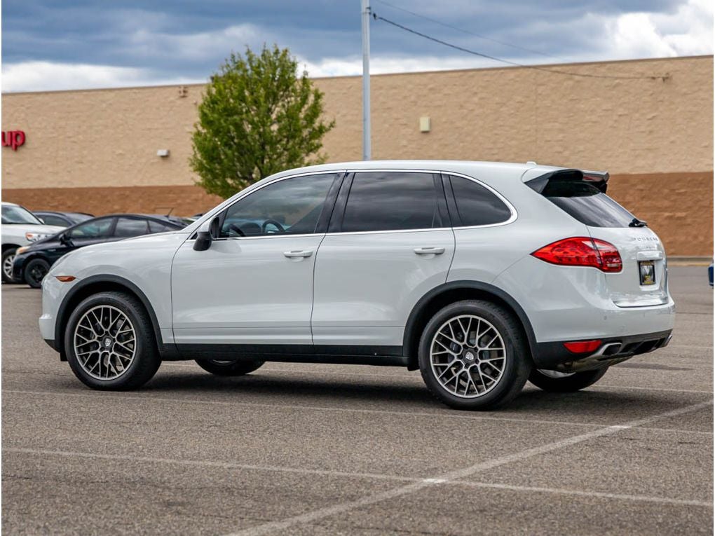 2014 Porsche Cayenne Base