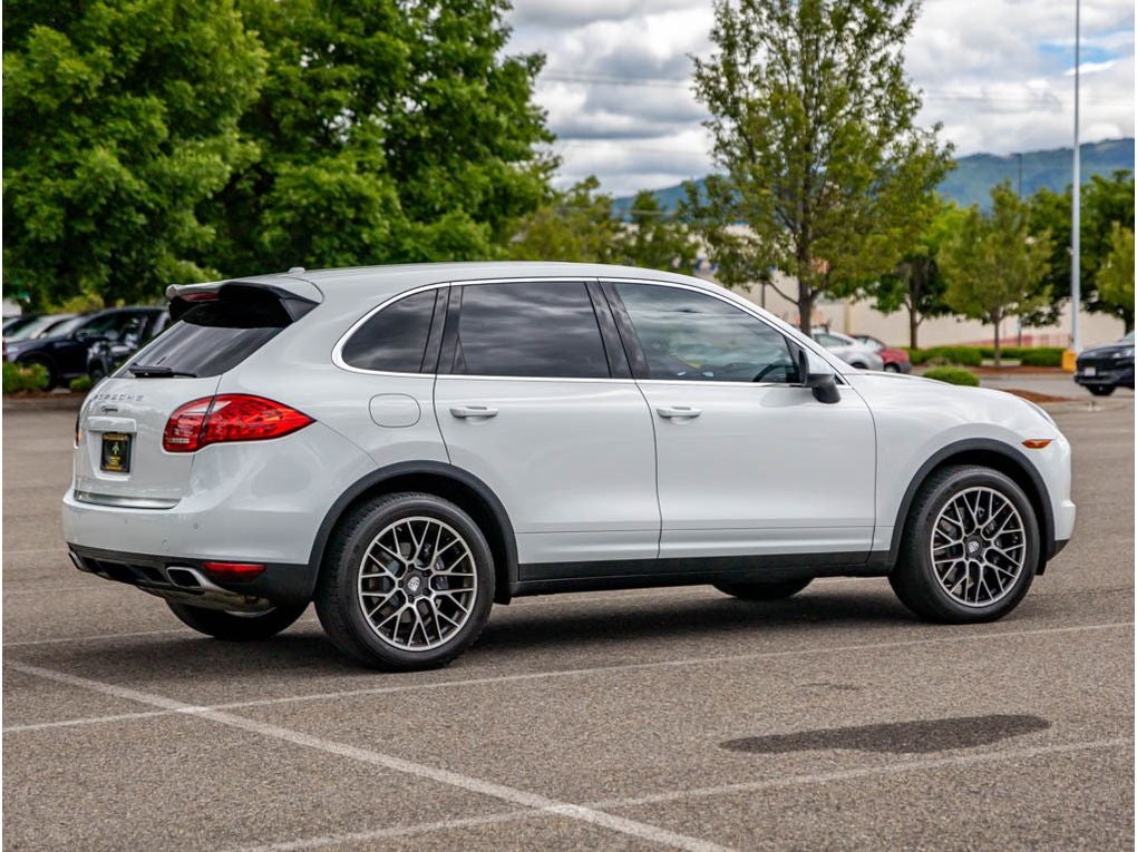 2014 Porsche Cayenne Base