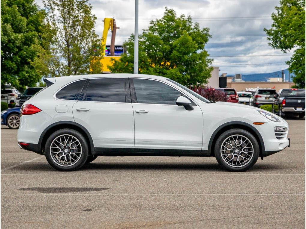 2014 Porsche Cayenne Base