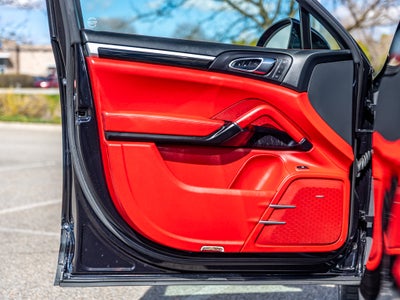 2018 Porsche Cayenne Base