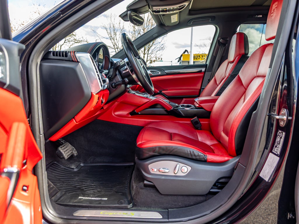 2018 Porsche Cayenne Base