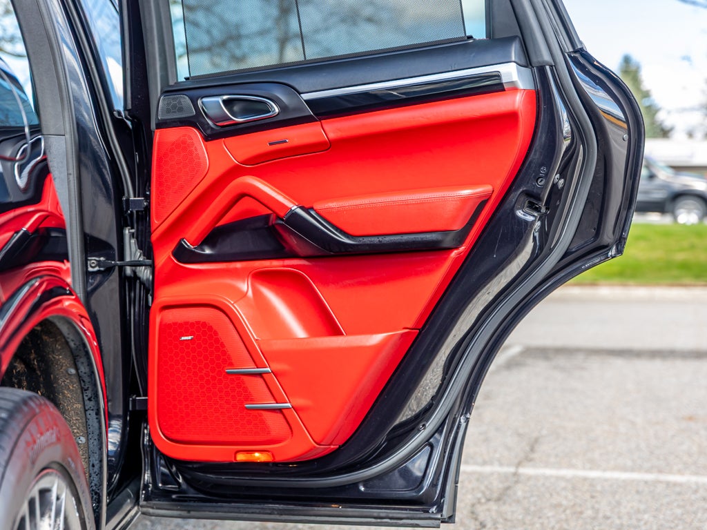 2018 Porsche Cayenne Base