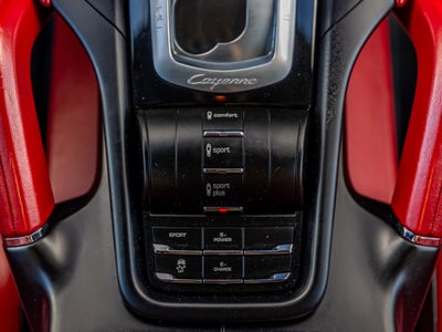 2018 Porsche Cayenne Base