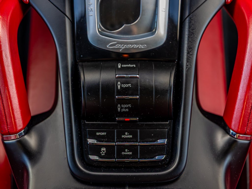 2018 Porsche Cayenne Base