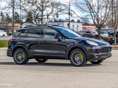 2018 Porsche Cayenne Base
