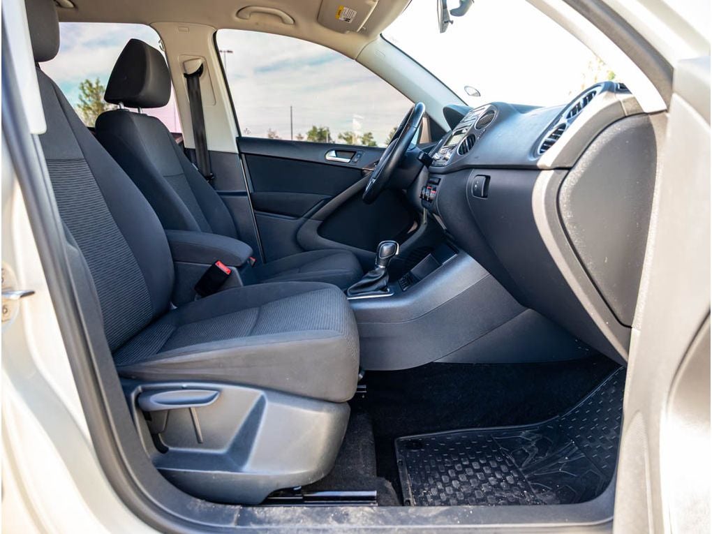2013 Volkswagen Tiguan Base