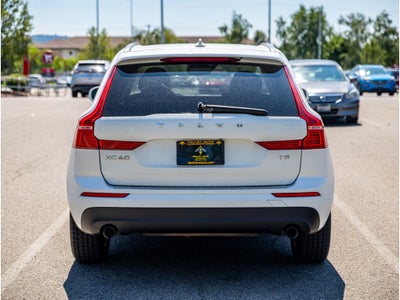 2018 Volvo XC60 Momentum