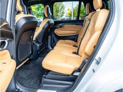 2017 Volvo XC90 Momentum