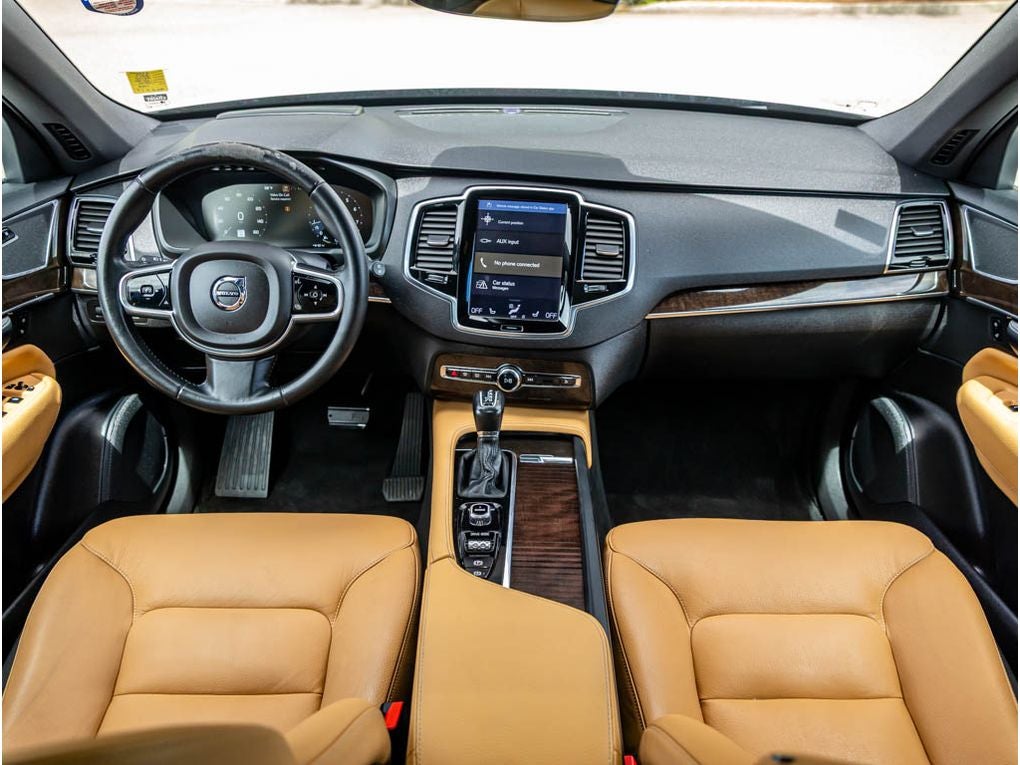 2017 Volvo XC90 Momentum